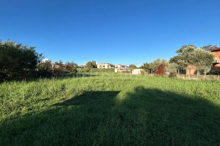 Edificabile Residenziali in vendita di 2.400 mq a €199.000 (rif. 77/2025)
