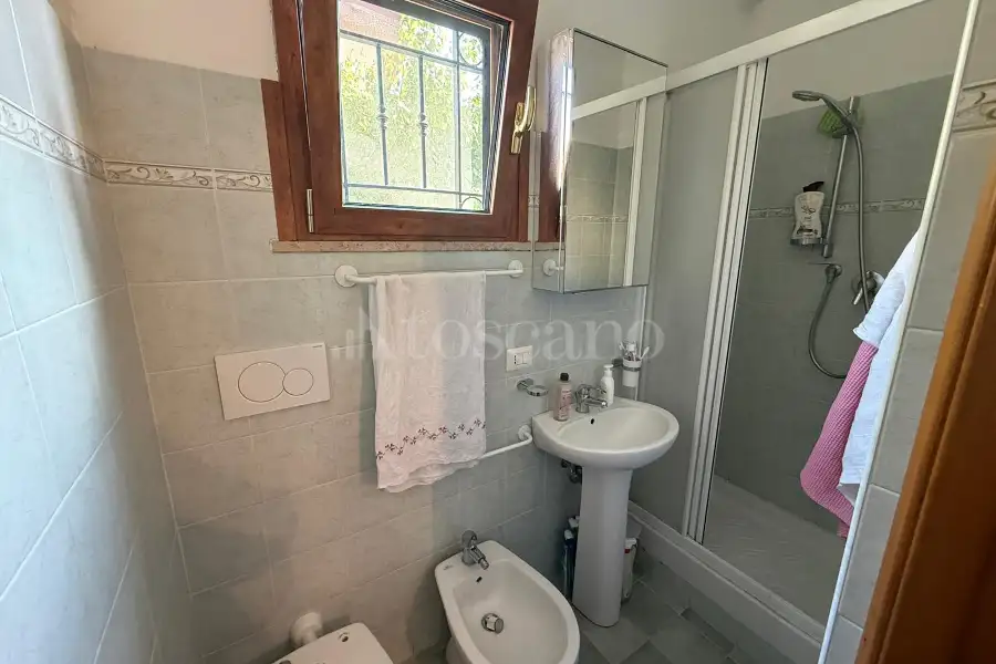 Villa Bifamiliare in vendita di 170 mq a €365.000 (rif. 84/2025)