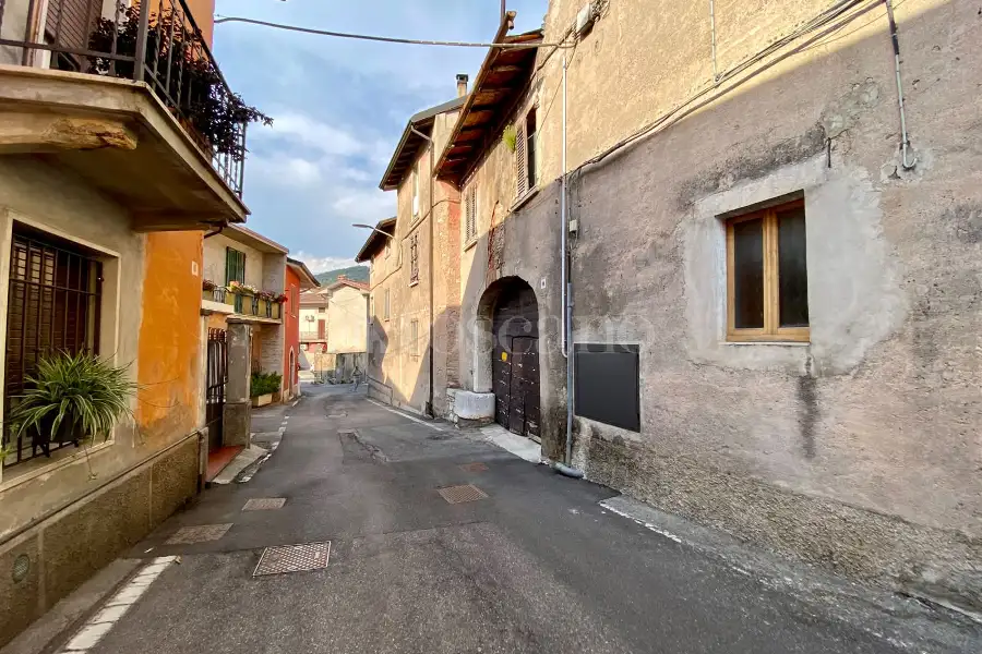Rustico in vendita di 266 mq a €375.000 (rif. 20/2026)