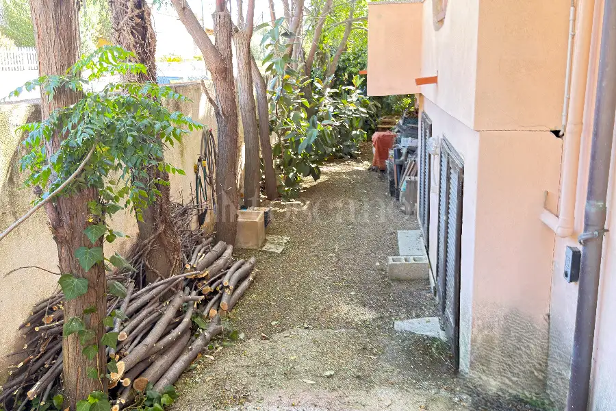 Villa in vendita di 280 mq a €590.000 (rif. 21/2026)
