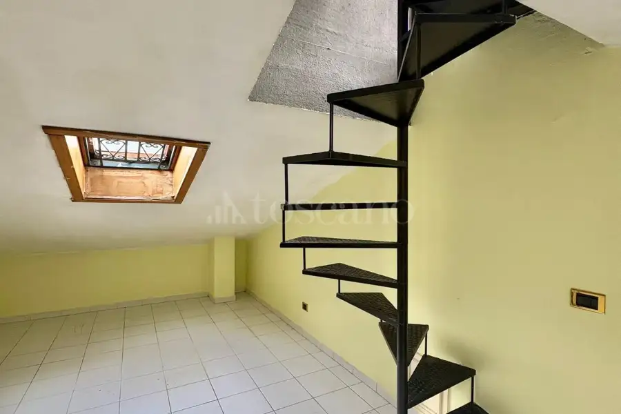 Casa Indipendente in vendita di 350 mq a €110.000 (rif. 90/2025)