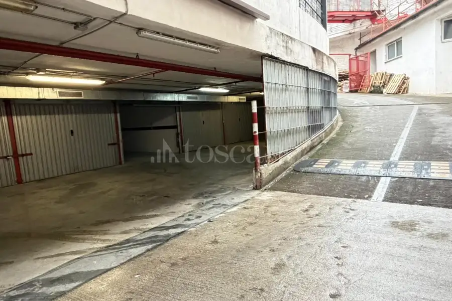 Box in vendita di 17 mq a €50.000 (rif. 1/2026)