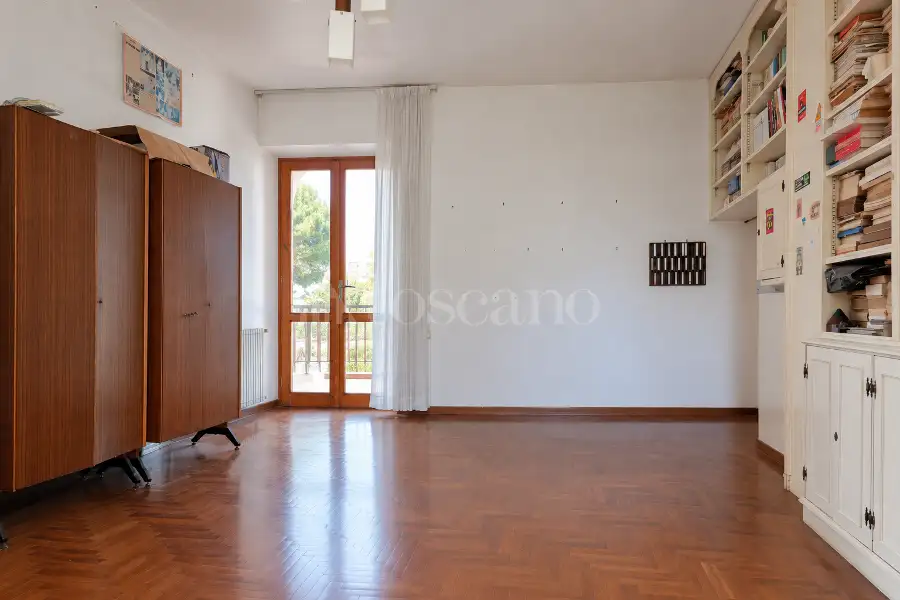 Villa in vendita di 330 mq a €1.150.000 (rif. 33/2026)