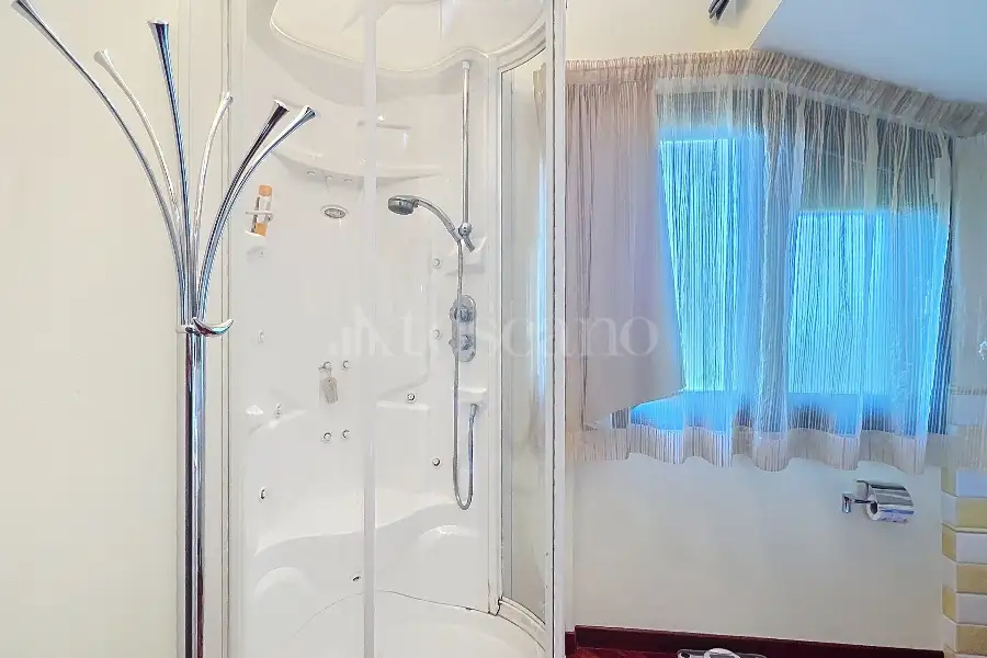 Casa Indipendente in vendita di 330 mq a €590.000 (rif. 82/2025)