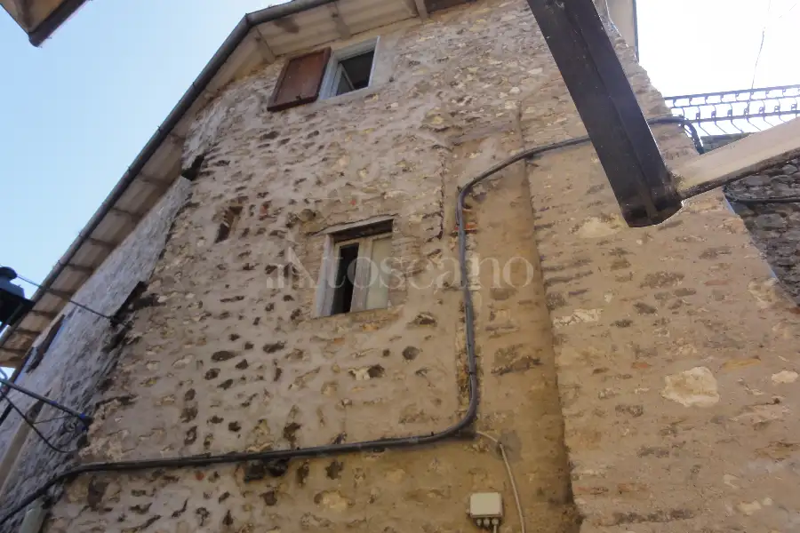 Casa in vendita di 150 mq a €99.000 (rif. 12/2025)