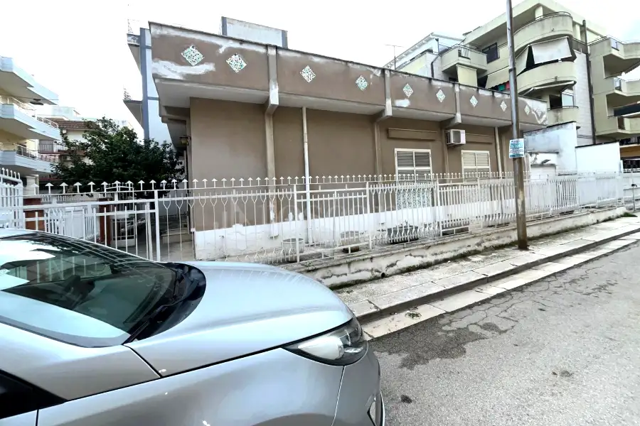Casa Indipendente in vendita di 140 mq trattativa riservata (rif. 4/2026)