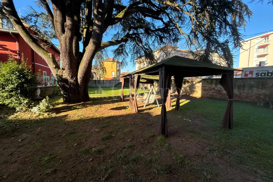 Casa Indipendente in vendita di 400 mq a €398.000 (rif. 1/2025)