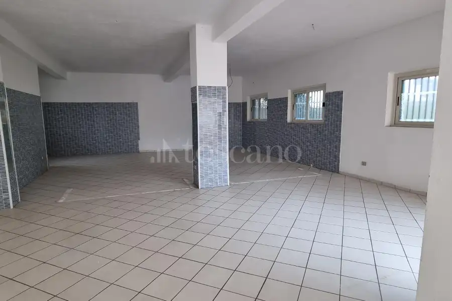 Negozio in vendita di 133 mq a €350.000 (rif. 30/2025)