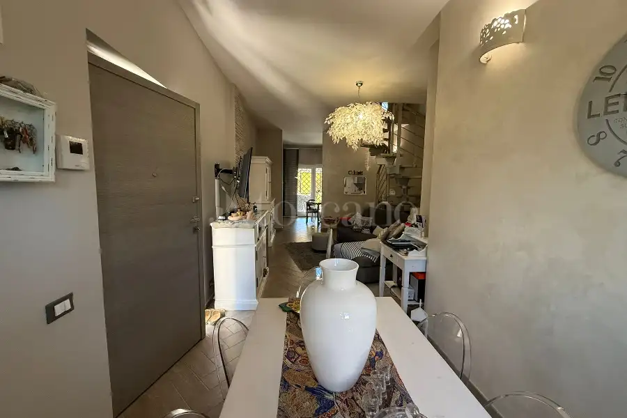 Villa Bifamiliare in vendita di 115 mq a €299.000 (rif. 12/2026)
