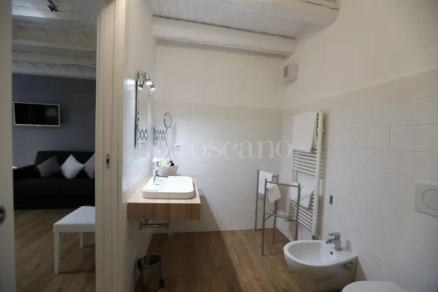 Casa Indipendente in vendita di 225 mq a €760.000 (rif. 20/2025)