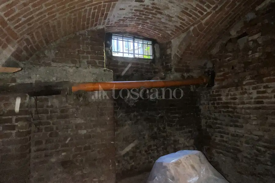 Cantina in affitto di 12 mq a €290 (rif. 15/2026)