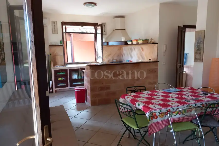 Villa Bifamiliare in vendita di 90 mq a €125.000 (rif. 2/2025)