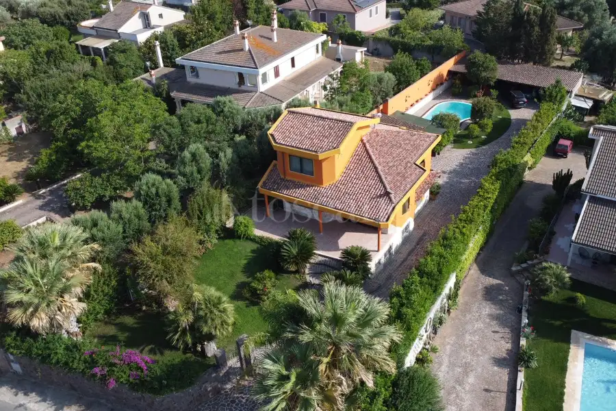 Casa Indipendente in vendita di 330 mq a €590.000 (rif. 82/2025)