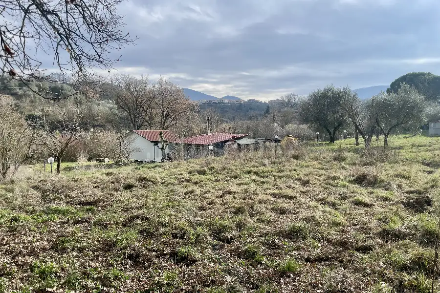 Agricolo in vendita di 1.900 mq a €22.000 (rif. 5/2026)