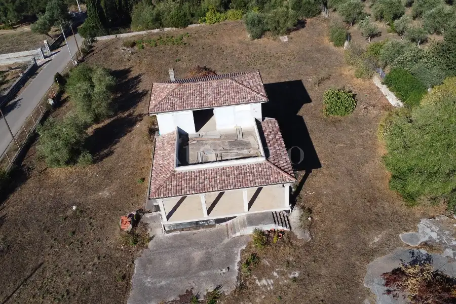 Casa Indipendente in vendita di 300 mq a €230.000 (rif. 198/2026)