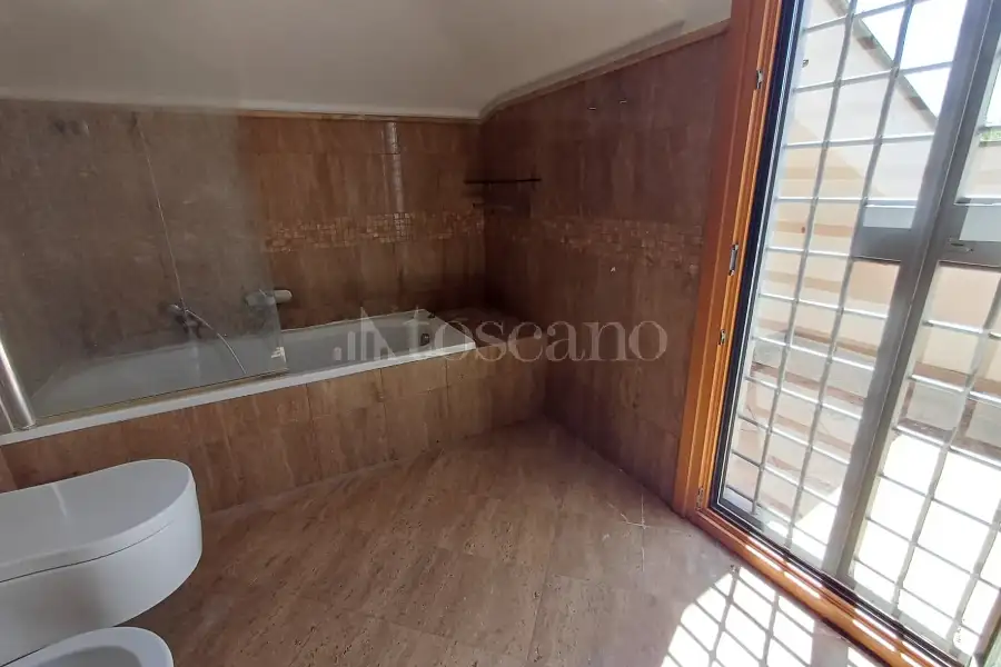 Villa in vendita di 370 mq a €495.000 (rif. 9/2026)