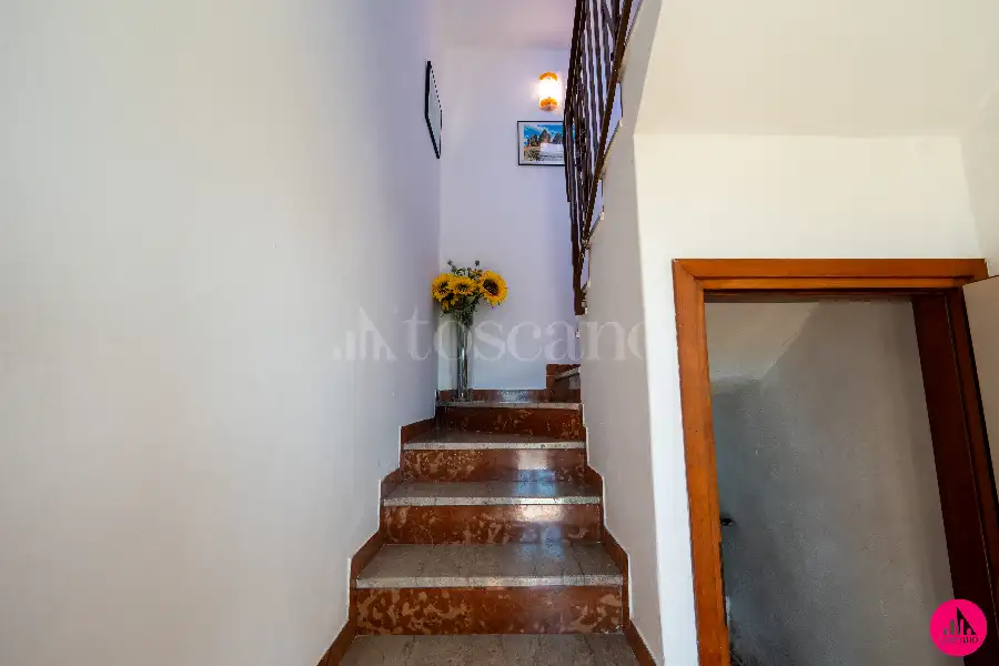 Villino a Schiera in vendita di 250 mq a €139.000 (rif. 71/2026)