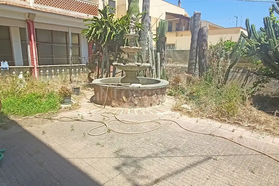Casa Indipendente in vendita di 458 mq a €185.000 (rif. 39/2026)