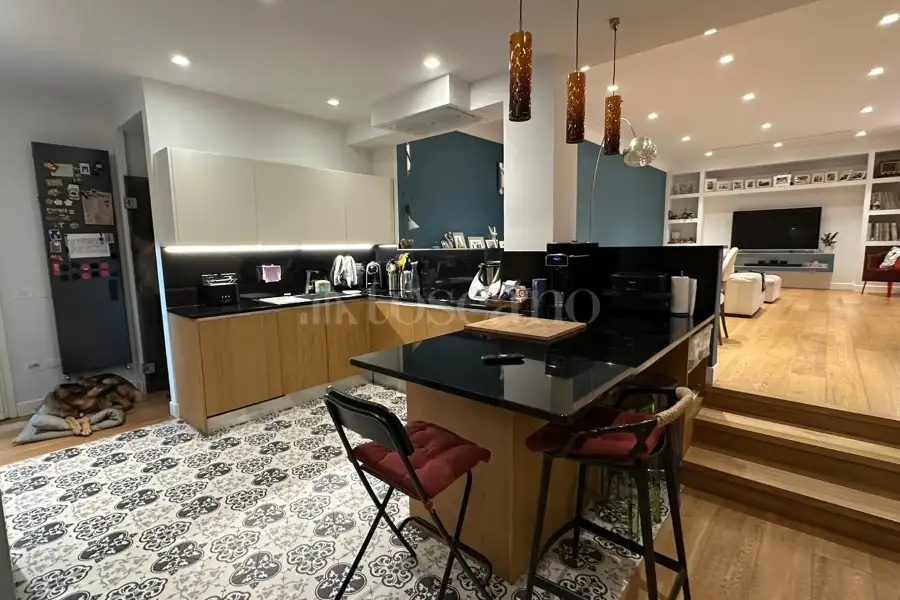 Casa in vendita di 250 mq a €899.000 (rif. 5/2026)