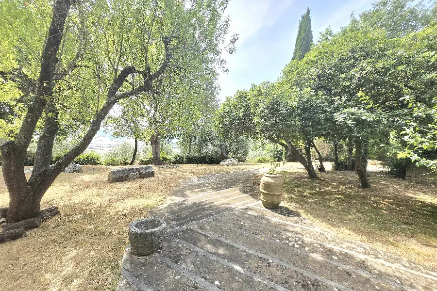 Villa in vendita di 300 mq a €1.450.000 (rif. 40/2025)