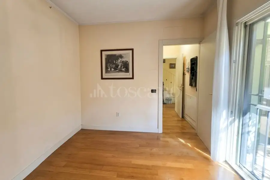 Villa in vendita di 250 mq a €710.000 (rif. 54/2026)