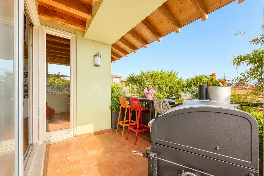 Attico in vendita di 308 mq a €1.250.000 (rif. 55/2026)