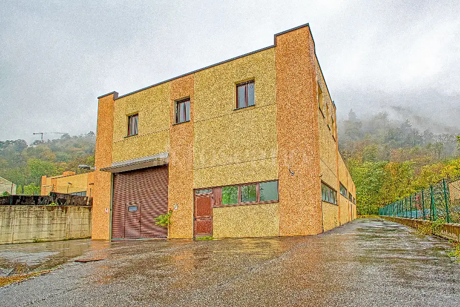 Capannone in vendita di 560 mq a €780.000 (rif. 46/2026)