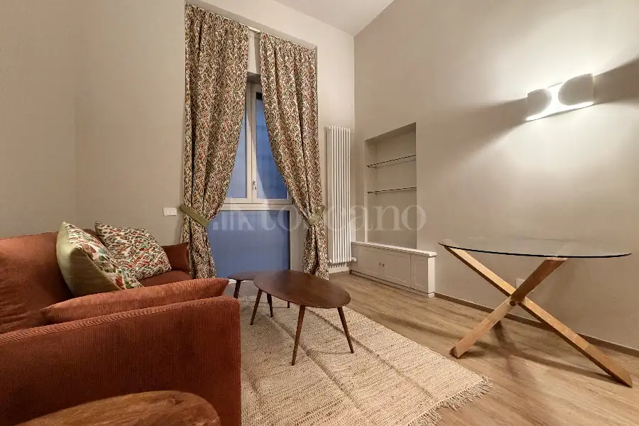 Loft in affitto di 50 mq a €1.850 (rif. 76/2025)