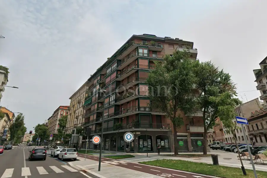 Negozio in vendita di 78 mq a €400.000 (rif. 4/2026)