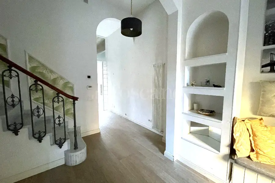 Villino a Schiera in vendita di 185 mq a €850.000 (rif. 78/2025)