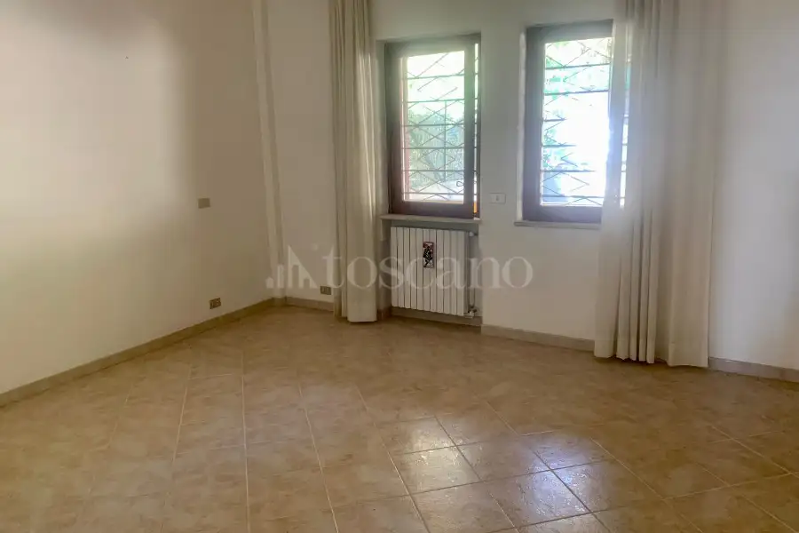 Villa in vendita di 280 mq a €250.000 (rif. 14/2026)