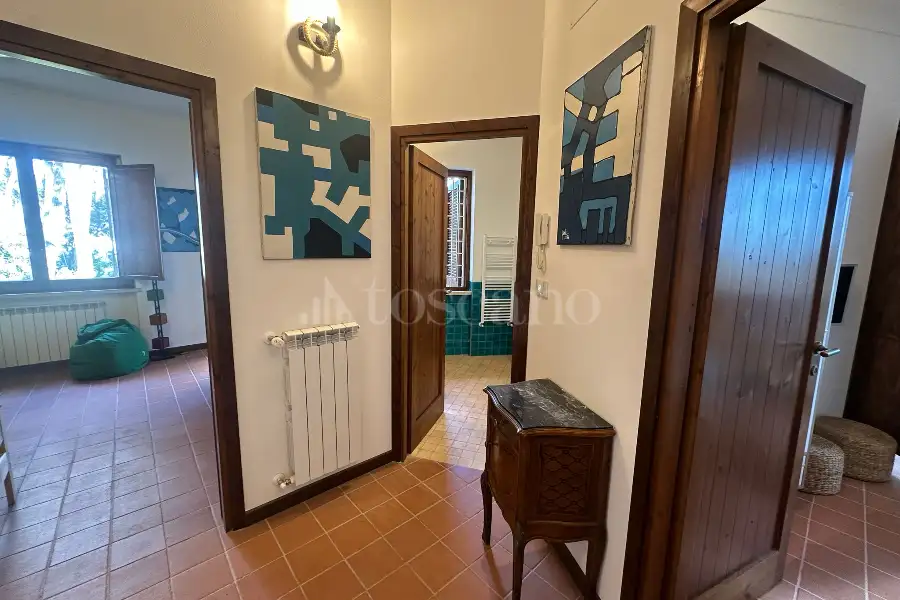 Villa Plurifamiliare in vendita di 180 mq a €1.200.000 (rif. 16/2026)