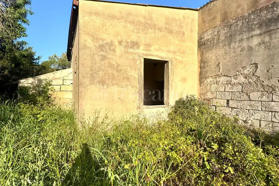 Casa Indipendente in vendita di 130 mq a €75.000 (rif. 93/2026)