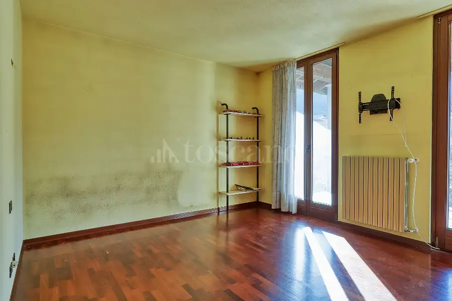 Villa in vendita di 320 mq a €485.000 (rif. 52/2026)