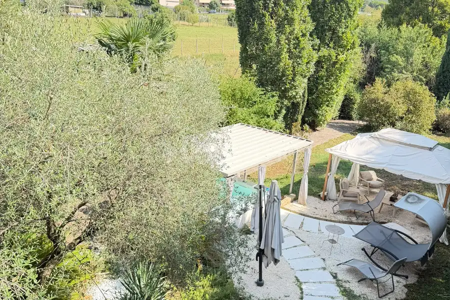 Casa Indipendente in vendita di 200 mq a €570.000 (rif. 32/2026)