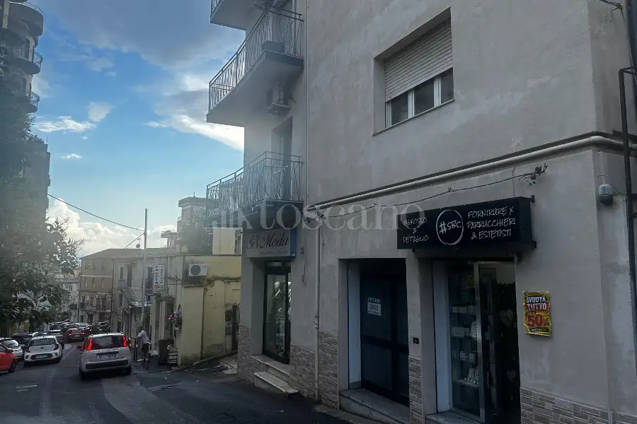 Negozio in affitto di 75 mq a €600 (rif. 72/2026)