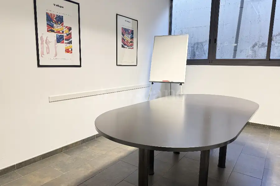 Ufficio in vendita di 250 mq a €250.000 (rif. 5/2026)