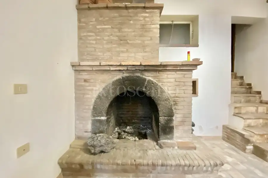 Negozio in vendita di 209 mq a €260.000 (rif. 11/2025)
