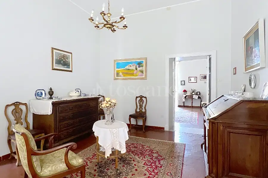 Casa in vendita di 320 mq a €495.000 (rif. 119/2025)