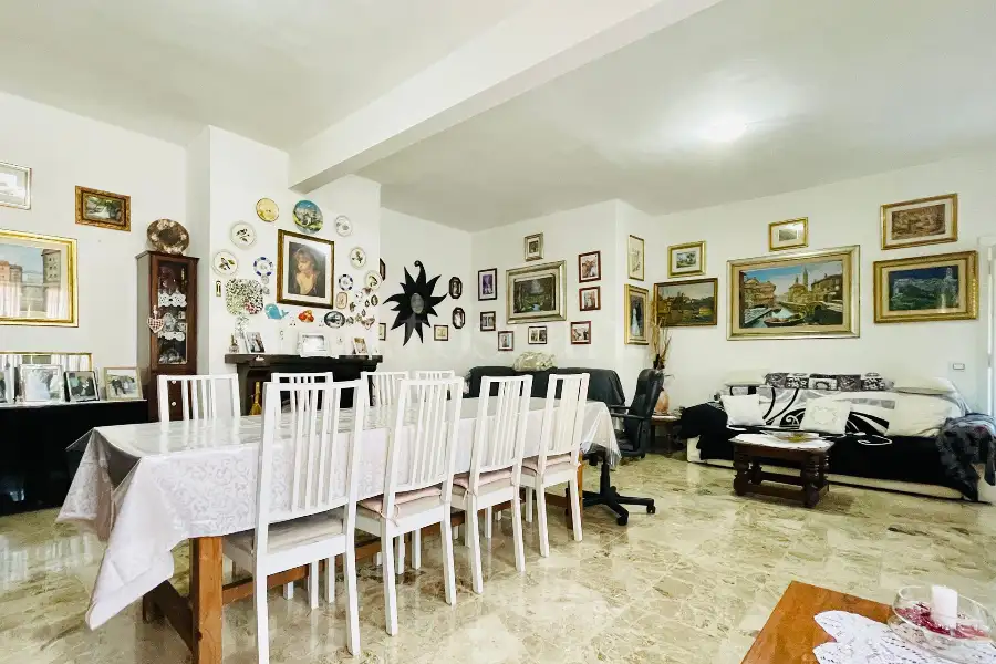Villa in vendita di 337 mq a €719.000 (rif. 51/2025)