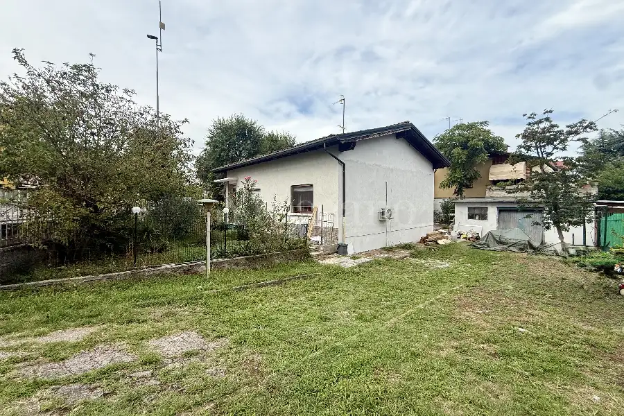 Casa Indipendente in vendita di 120 mq a €215.000 (rif. 30/2026)
