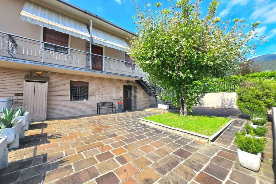 Villa Bifamiliare in vendita di 200 mq a €419.000 (rif. 35/2025)