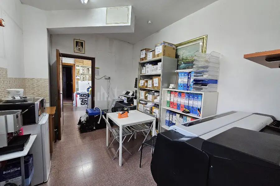 Negozio in vendita di 200 mq a €159.000 (rif. 111/2024)