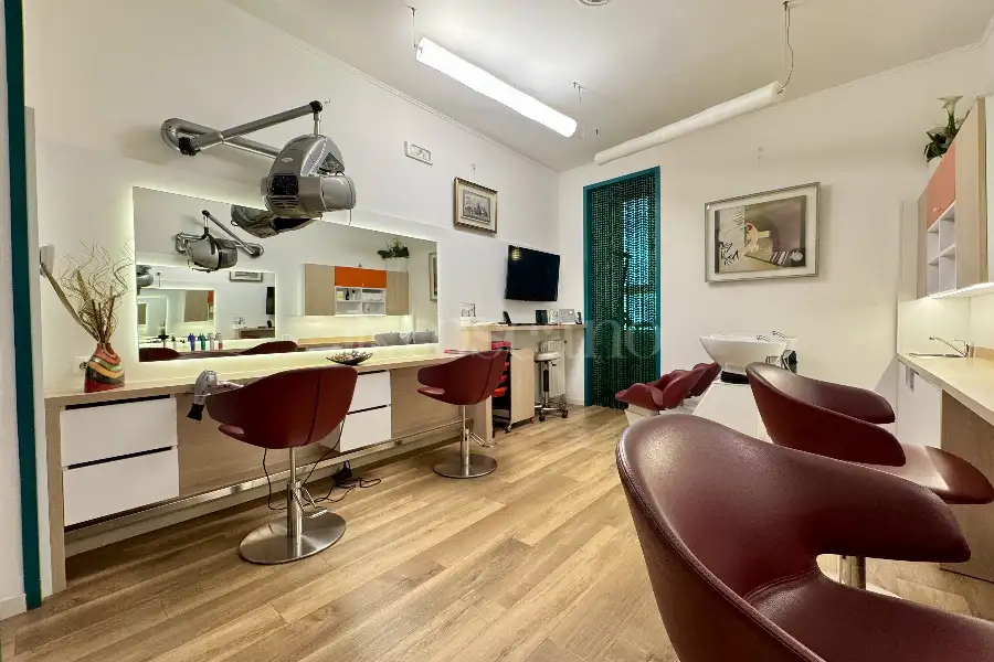 Negozio in vendita di 62 mq a €399.000 (rif. 13/2025)