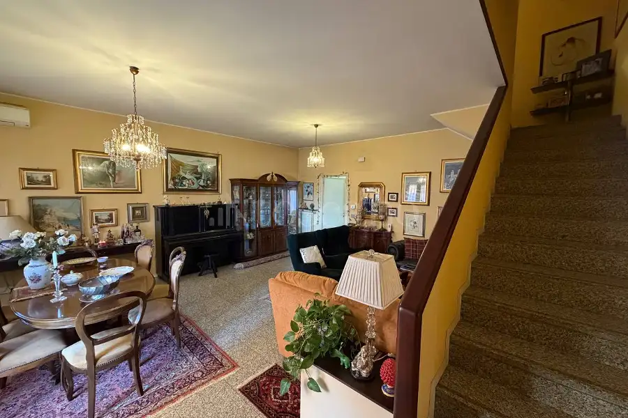 Villino a Schiera in vendita di 123 mq a €215.000 (rif. 57/2026)