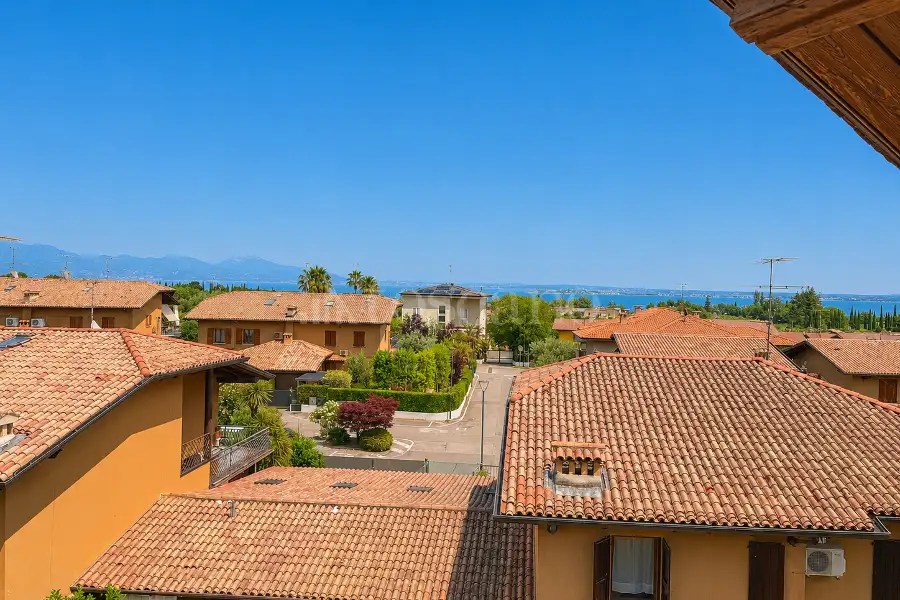 Casa in vendita di 240 mq a €440.000 (rif. 21/2026)
