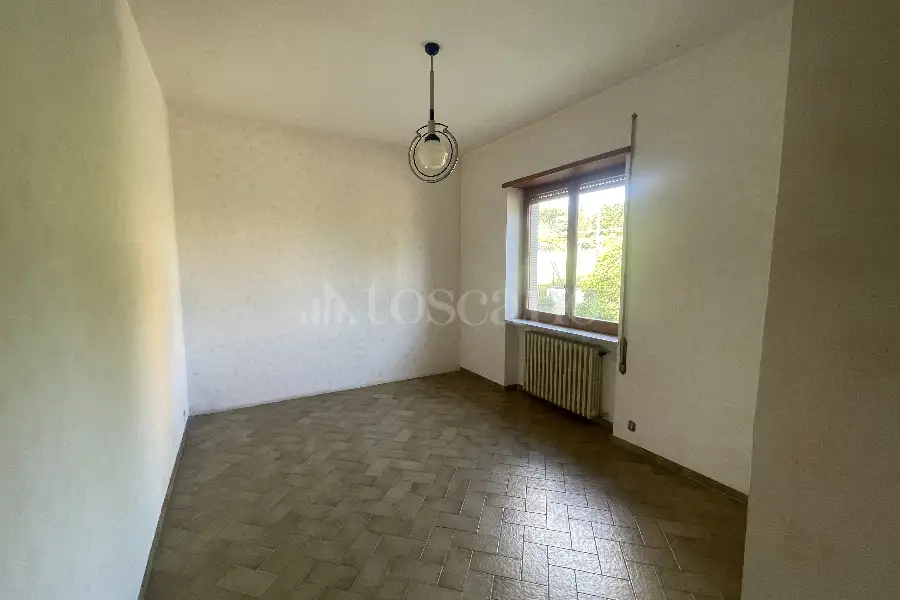 Villa in vendita di 300 mq a €220.000 (rif. 10/2025)
