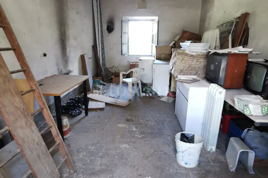 Casale in vendita di 900 mq a €850.000 (rif. 53/2022)