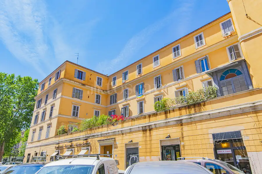Casa in affitto di 42 mq a €1.200 (rif. 15/2026)