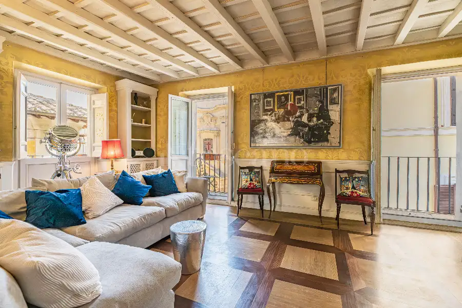 Attico in vendita di 145 mq a €1.890.000 (rif. 11/2026)